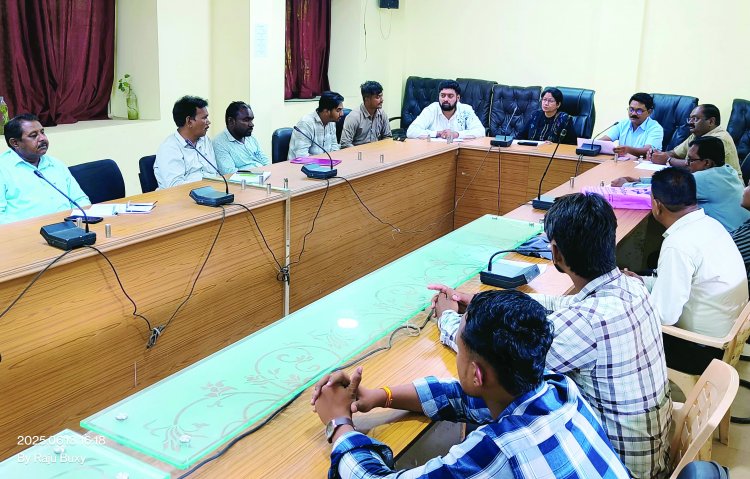 महापौर अलका बाघमार ने राजस्व विभाग की ली क्लास; निजी हॉस्पिट और कॉलेज-स्कूलों में टैक्स को लेकर कार्यवाही करने दिए निर्देश