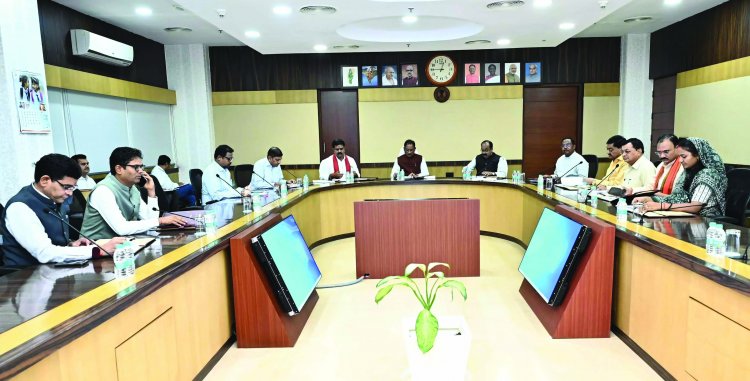 पेंशेनरों और किसानों के हित के लिए विष्णुदेव सरकार ने लिए कई महत्वपूर्ण फैसले
