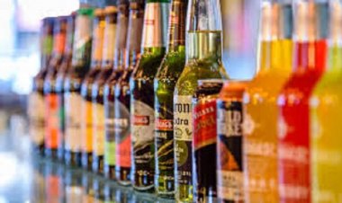 ट्रक चालक ने की लाखों रुपए की अंग्रेजी शराब व बीयर की हेराफेरी