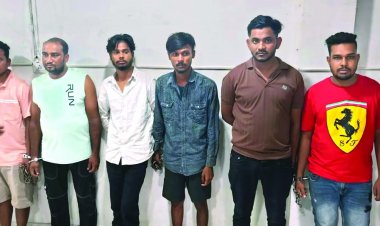देशभर में मोबाइल चोरी और 1 करोड़ की ऑनलाइन ठगी करने वाला गिरोह पकड़ा गया