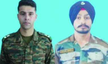 सेना के वाहन पर गिरी चट्टान, दो जवानों की मौत