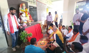 विधायक ललित चंद्राकर ने तिरगा में 24 लाख के नवीन विकास कार्यों की रखी आधार शीला 