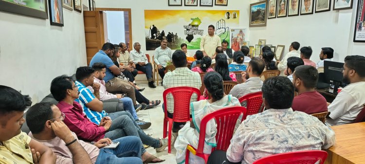 किसान, जवान और संविधान जनसभा की तैयारी में जुटे कांग्रेसी; विधानसभा प्रभारी गंगोत्री ने ली बैठक