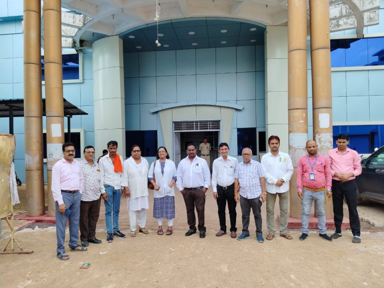 पुरुष नसबंदी शिविर में दो पुरुषों ने अपनाया स्थायी परिवार नियोजन साधन
