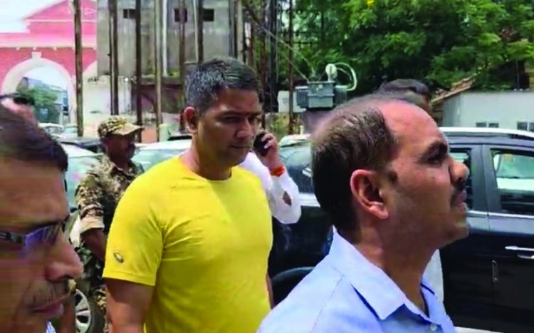 1 हजार करोड़ का सिंडिकेट कनेक्शन! चैतन्य बघेल को ईडी ने 5 दिन की रिमांड पर लिया, पढ़े राजनीति, रिश्ता और रिमांड की पूरी कहानी