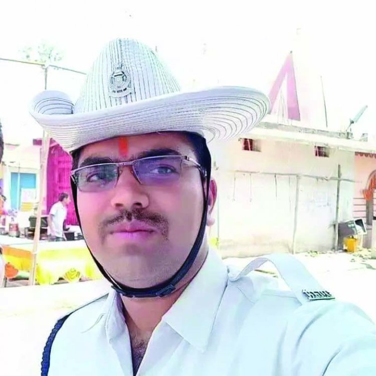 ट्रैफिक मैन को सलाम! महेश मिश्रा को मिलेगा राष्ट्रपति पदक, खुद के दम पर रचा इतिहास