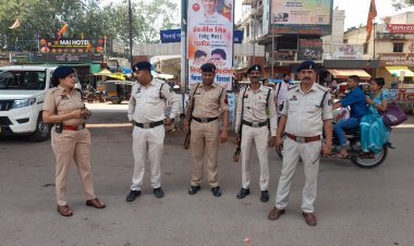रक्षाबंधन पर्व में जिले के चप्पे-चप्पे पर तैनात रही दुर्ग पुलिस के जवान