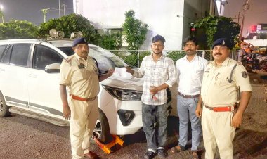 89 वाहन चालकों पर दुर्ग पुलिस ने की कार्रवाई, 14 वाहन जब्त, सायरन के दुरूपयोग पर कटा 5 हजार का चालान 