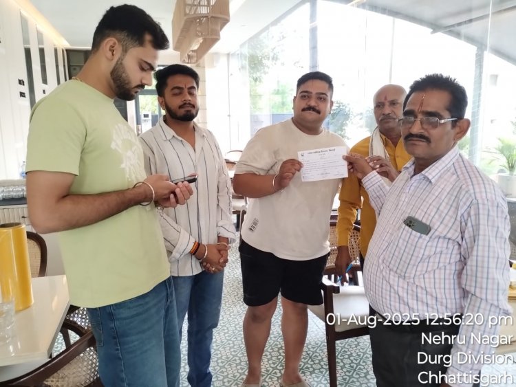 प्रतिष्ठानों में गंदगी फैलाने एवं सिंगल यूज प्लास्टिक पर कार्रवाई 