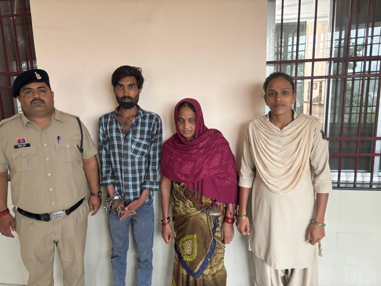 गांजा बेचने के आरोप में महिला सहित दो गिरफ्तार