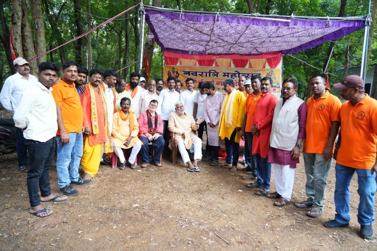 नवरात्रि भंडारा के लिए नीलकंठेश्वर चैतन्य सेवा समिति ने समाज को प्रदान की स्टील सामग्री