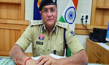 दुर्ग जिले में पुलिस अधिकारियों का तबादला: 11 निरीक्षक और स्टाफ बदले गए, देखें पूरी लिस्ट
