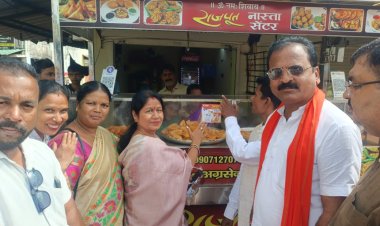 GST 2.0 से स्थानीय व्यापार को नई दिशा, महापौर अलका बाघमार ने इंदिरा मार्केट व स्टेशन रोड में किया जनसंवाद