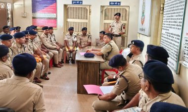 एसएसपी विजय अग्रवाल ने ली पाटन अनुविभाग की समीक्षा बैठक, लंबित मामलों के जल्द निराकरण के निर्देश