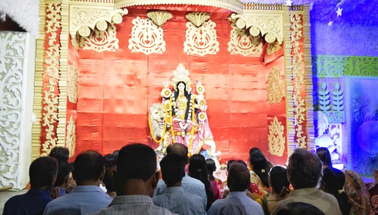 जगतधात्री पूजा में उमड़े श्रद्धालु, कालीबाड़ियों में हुआ आयोजन
