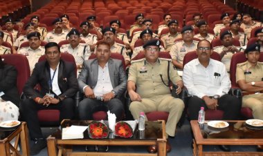 दुर्ग पुलिस ने नवीन कानून, NDPS और POCSO एक्ट पर कराया प्रशिक्षण, अधिकारियों को दी कानूनी बारीकियों की जानकारी