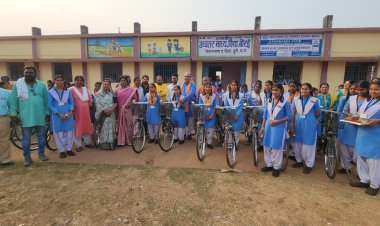 शिक्षा सिर्फ नौकरी नहीं देती बल्कि सही सोच व सही दिशा भी देती है- विधायक ललित चंद्राकर