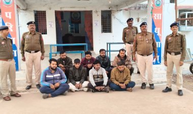 दुर्ग पुलिस की बड़ी कार्रवाई: ऑनलाइन सट्टा रैकेट का भंडाफोड़, 12 गिरफ्तार, लगभग 2 लाख रुपए व 15 नग मोबाइल जब्त