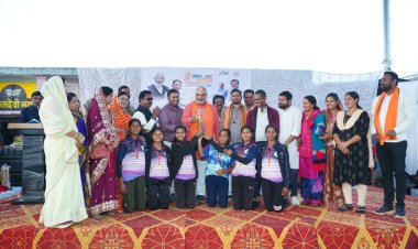 सांसद खेल महोत्सव में पहुंचे विधायक ललित चंद्राकर, खिलाड़ियों का बढ़ाया हौसला