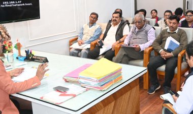 नगर निगम भिलाई की समीक्षा बैठक में सख्त निर्देश, लंबित कार्य जल्द पूरे करने के आदेश