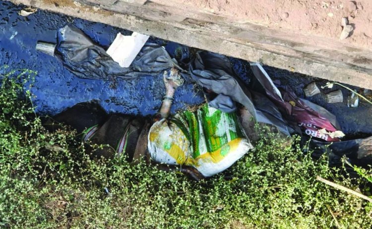 भिलाई में इस ब्रिज के पास बोरे में बंद मिली अज्ञात महिला की लाश, हत्या की आशंका