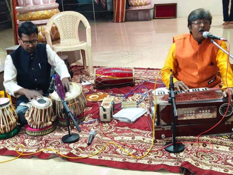 सेव बंगाल सेव इंडिया कैम्पेन, मां काली के समक्ष दी गई गीतों की प्रस्तुति