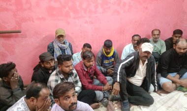 जुआ फड़ पर पुलिस की बड़ी कार्रवाई, 21 आरोपी गिरफ्तार, नकदी समेत 9.66 लाख का माल जब्त