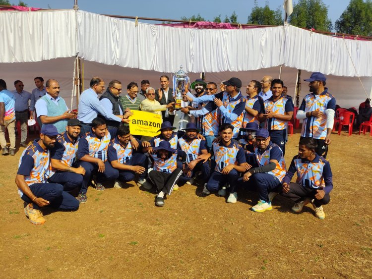 जेके लक्ष्मी सीमेंट में जेकेपीएल क्रिकेट लीग का समापन, टाइगर्स बनी चैंपियन