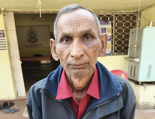 पारिवारिक विवाद ने लिया खौफनाक मोड़: 66 वर्षीय आरोपी ने बालक पर कुल्हाड़ी से किया हमला, गिरफ्तार