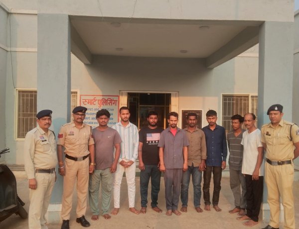 दुर्ग में ऑनलाइन गेमिंग के नाम पर बड़ा रैकेट पकड़ाया, म्यूल अकाउंट गिरोह के 11 आरोपी गिरफ्तार