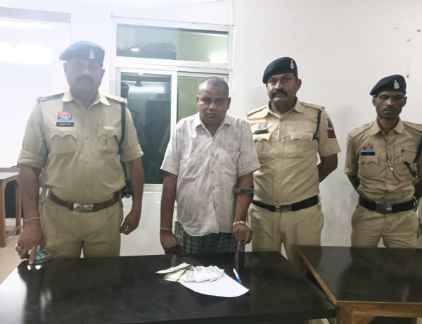 बिरेझर में सट्टा पर छापा, आरोपी रंगे हाथ गिरफ्तार