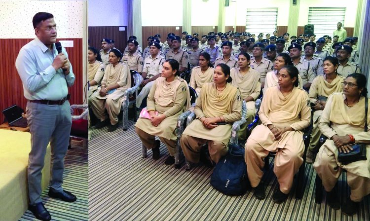 दुर्ग पुलिस का डिजिटल कदम: ई-साक्ष्य और ई-समंस पर 93 अधिकारियों को किया प्रशिक्षण