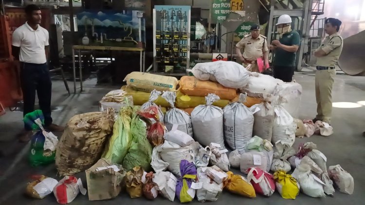 दुर्ग में 58 एनडीपीएस मामलों के जब्त मादक पदार्थ नष्ट, 6 क्विंटल से अधिक गांजा सहित हजारों नशीली गोलियां-कैप्सूल खत्म