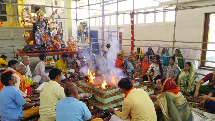 तीर्थराज देवी निकुंभला मंदिर, जय शक्ति आश्रम में दुर्गा महायज्ञ का तीसरा दिन, हवन पूर्णाहुति में उमड़ा श्रद्धालुओं का सैलाब