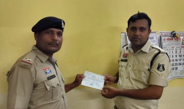 दुर्ग में हेलमेट नियम पर सख्ती: 5 पुलिसकर्मियों का भी कटा चालान