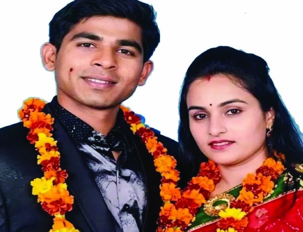 विंग कमांडर की आत्महत्या मामले में पत्नी पर केस दर्ज