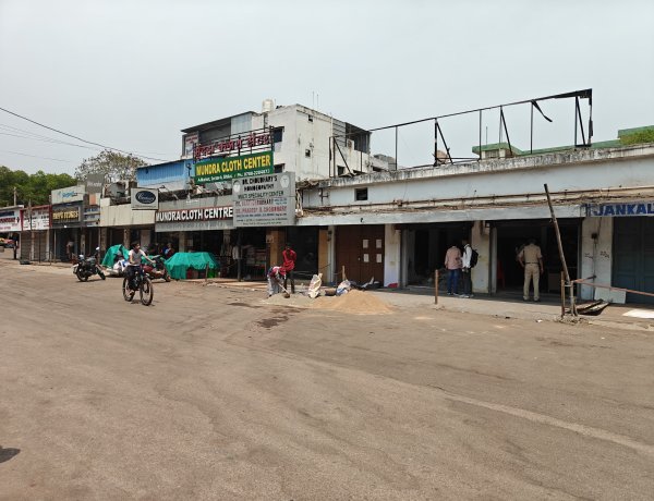 मार्केट में शराब दुकान खोलने के फैसले पर भड़के पार्षद, कानून व्यवस्था पर असर की आशंका