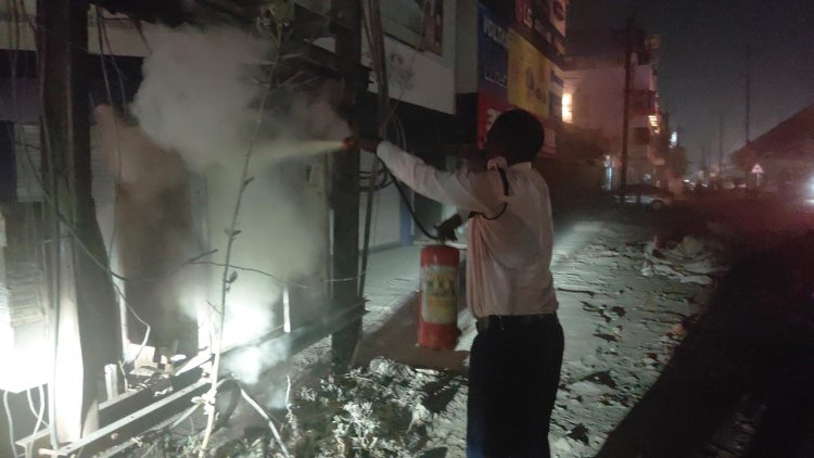 भिलाई में ट्रांसफार्मर में लगी आग, यातायात पुलिस की तत्परता से टला बड़ा हादसा