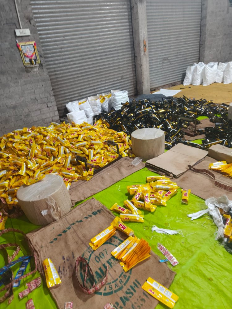 दुर्ग जिले में नकली गुटखा फैक्ट्री का भंडाफोड़, MP के 13 मजदूर मौके से मिले