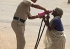 45 डिग्री की तपिश में महिला आरक्षक ने दिखाई इंसानियत, प्यास से बेहाल बुजुर्ग महिला को पिलाया पानी