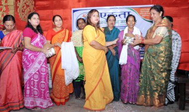 एकता जनकल्याण फाउंडेशन ने कामगार महिलाओं का किया सम्मान
