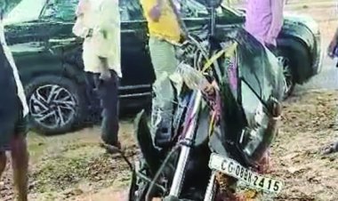 भीषण सड़क हादसा: कार-बाइक की आमने-सामने टक्कर, तीन युवकों की मौके पर मौत