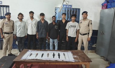 उर्स में सुरक्षा के बीच पुलिस का बड़ा एक्शन, 7 युवकों के पास मिले धारदार हथियार