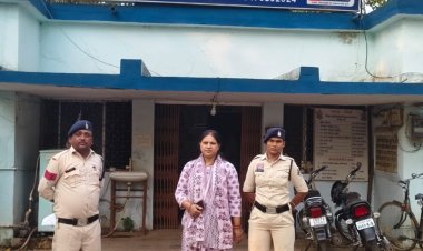 बुजुर्ग दंपत्ति के खाते से पैसे उड़ाने वाली केयर टेकर गिरफ्तार, 40 हजार की धोखाधड़ी का खुलासा