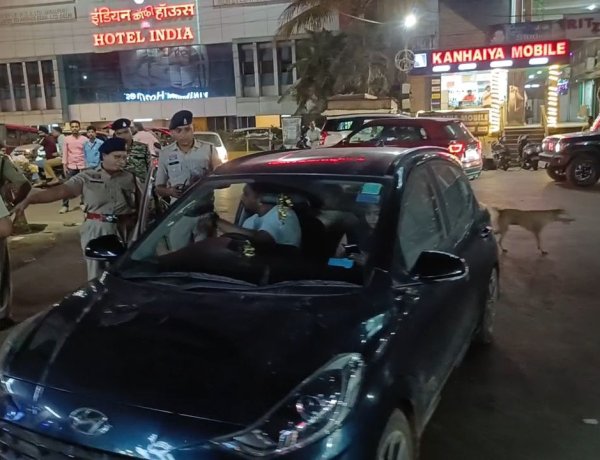 67 वाहनों पर कार्रवाई, बुलेट के मॉडिफाइड साइलेंसर भी जब्त