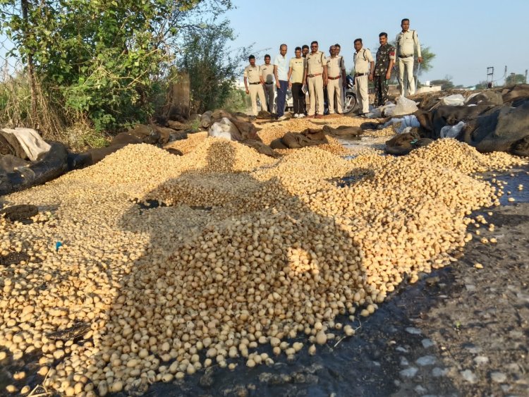अवैध शराब पर बड़ा प्रहार, 180 से ज्यादा बोरी लाहान और भट्ठियां नष्ट