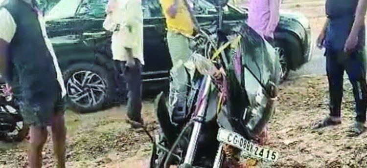 भीषण सड़क हादसा: कार-बाइक की आमने-सामने टक्कर, तीन युवकों की मौके पर मौत