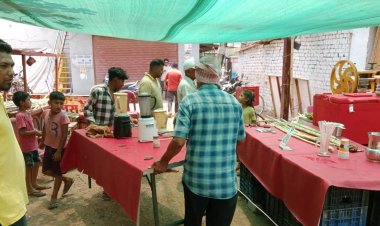 चौहान टाउन से जुनवानी चौक तक चला अतिक्रमण हटाओ अभियान, निगम ने हटाए अवैध कब्जे