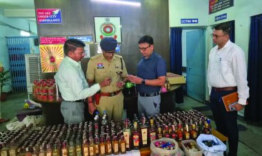 नकली शराब फैक्ट्री का भंडाफोड़, 869 बोतलें और 240 लीटर शराब जब्त, एक गिरफ्तार