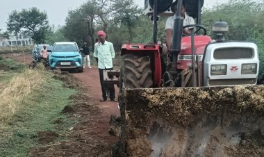 माफियाओं पर चला प्रशासन का बुलडोजर, सरकारी जमीन से हटाया अवैध कब्जा